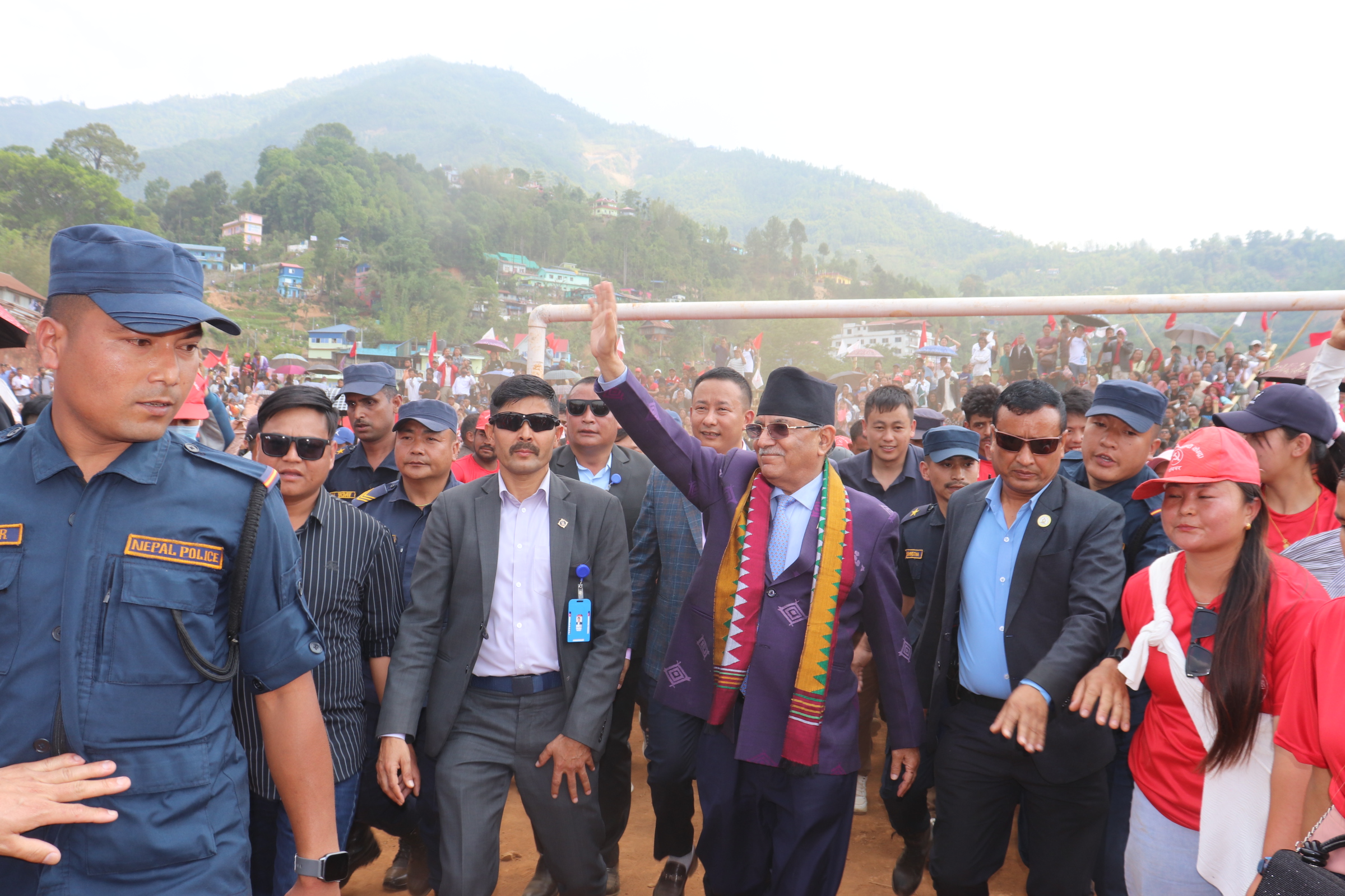 फिदिममा प्रचण्ड, उर्लियाे जनलहर (तस्बिरहरू)