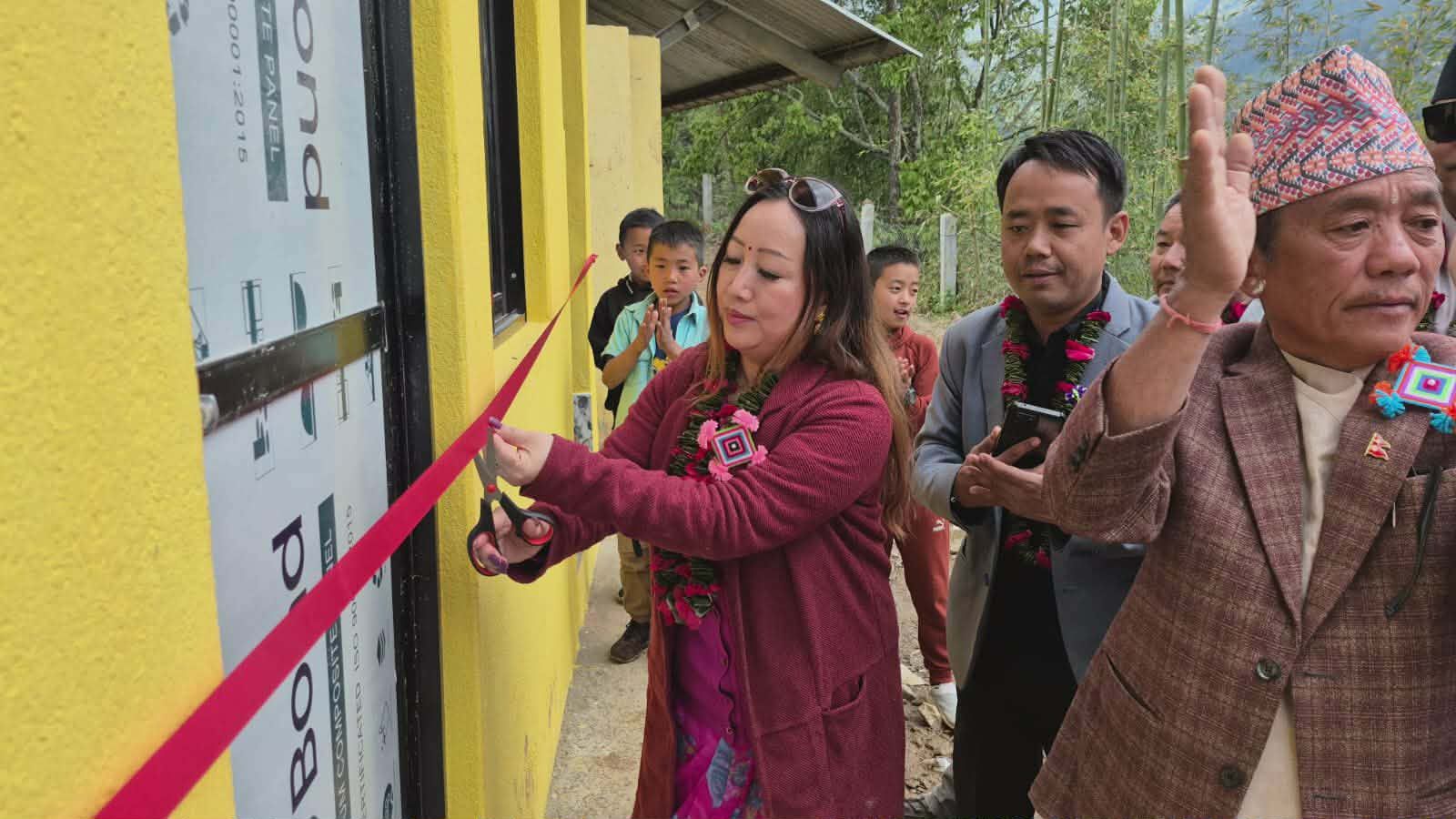 पापुन्देनमा ‘पाँचथर समाजसेवा यूके’ द्वारा पुस्तकालय भवन निर्माण